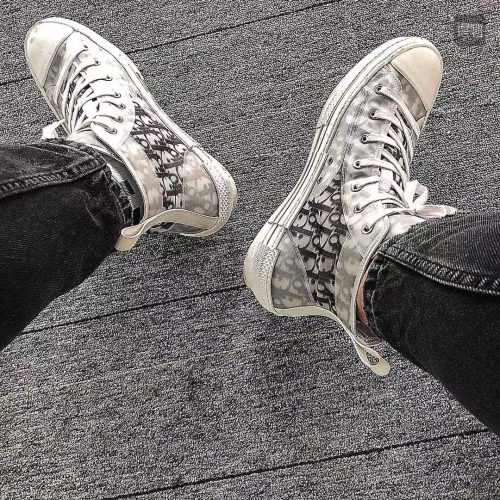 Zapatillas altas Dior B23 Oblique en blanco y negro photo review